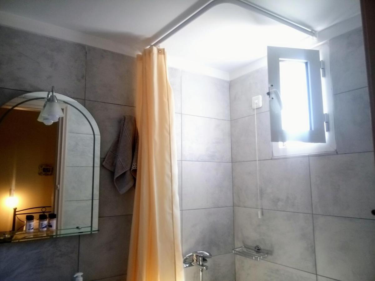 Evgenia Rooms Skala  Luaran gambar