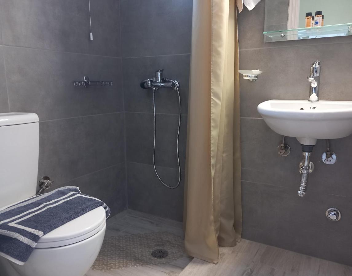 Evgenia Rooms Skala  Luaran gambar