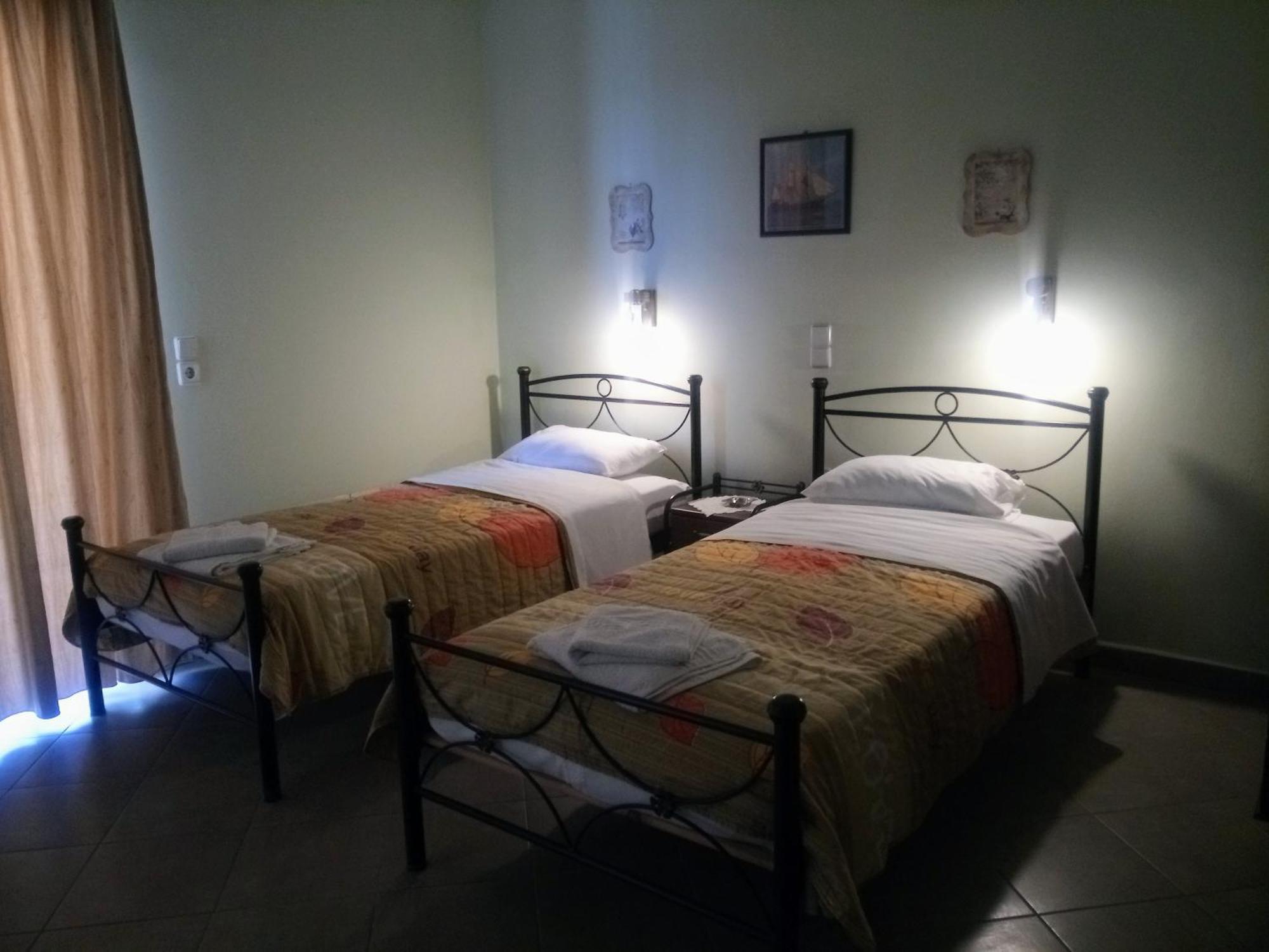 Evgenia Rooms Skala  Bilik gambar