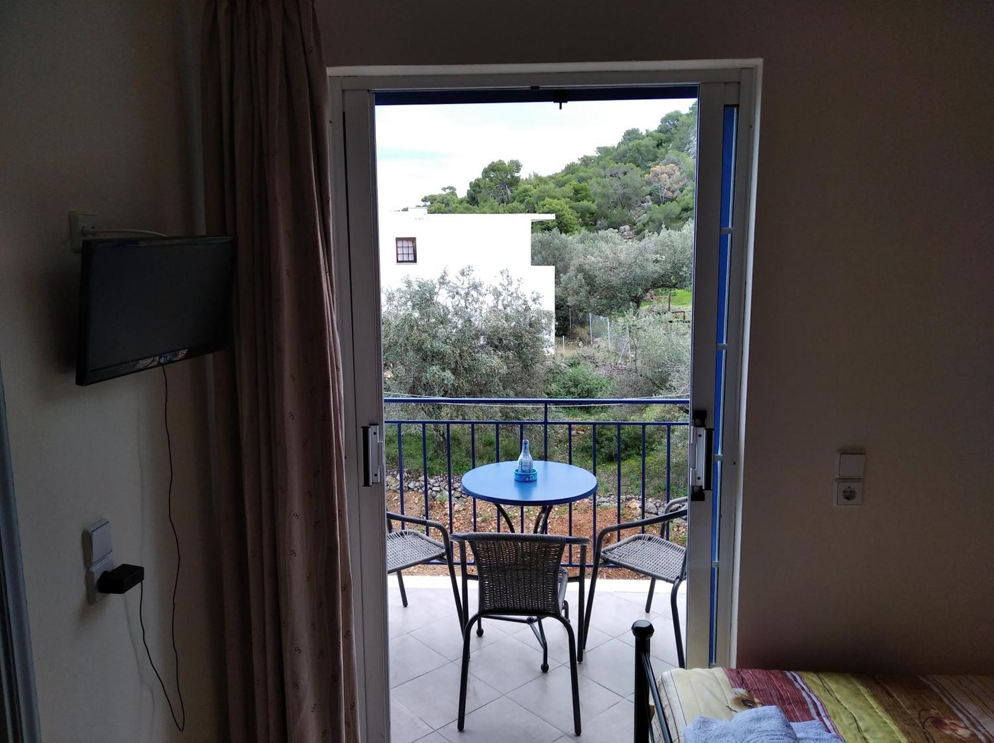 Evgenia Rooms Skala  Bilik gambar