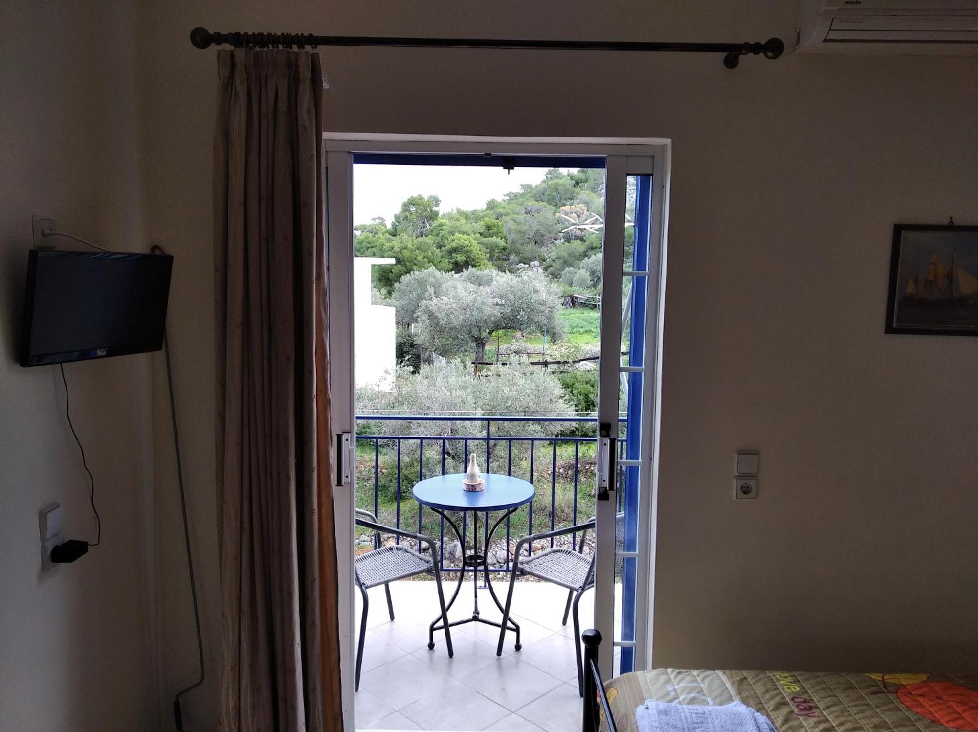 Evgenia Rooms Skala  Bilik gambar